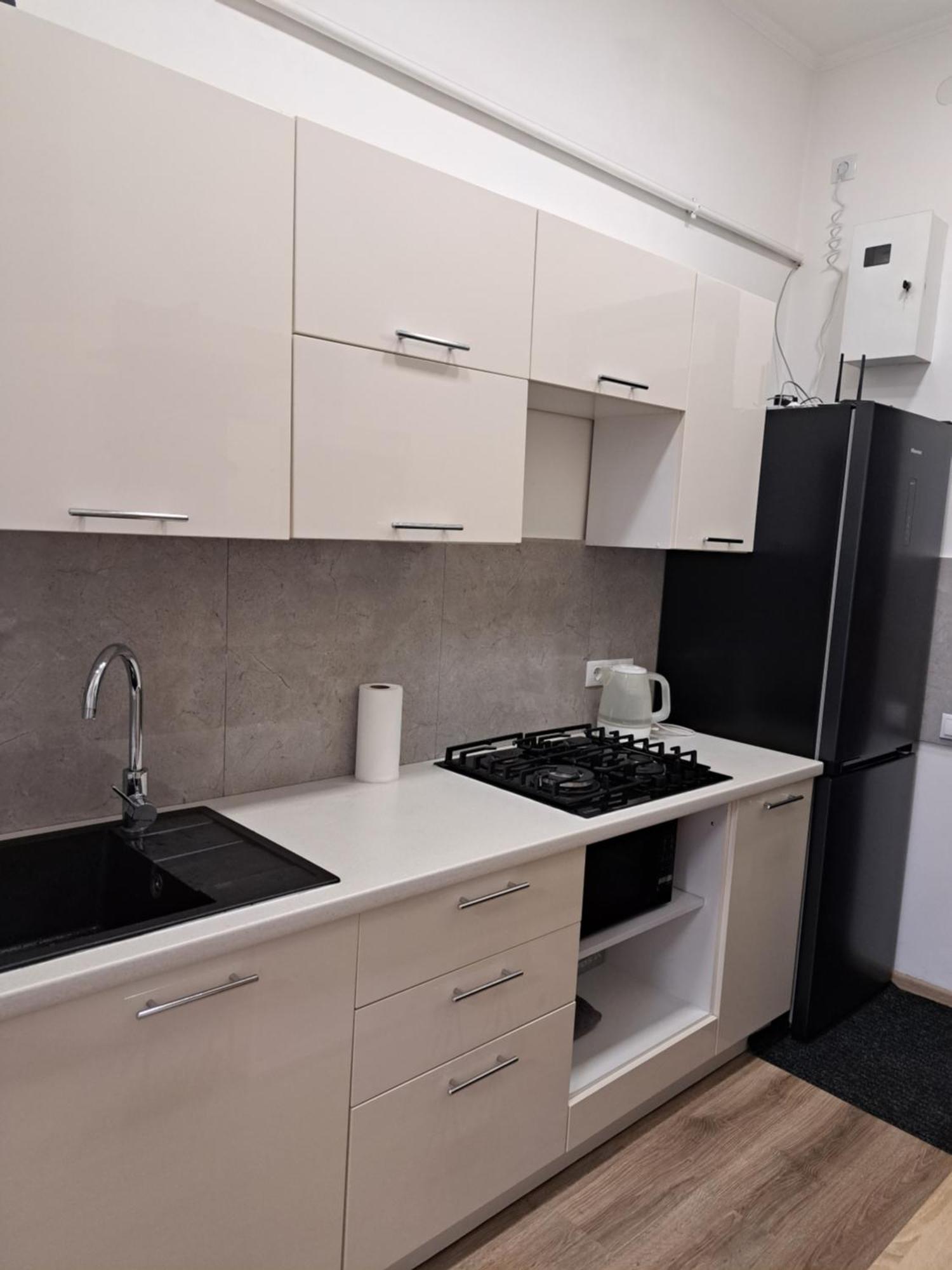 Dvokimnatna Quartira Bila Opernogo Teatru Apartment Lviv Ngoại thất bức ảnh